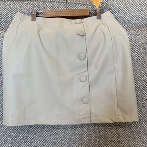 Elegant Cream Button-Down Mini Skirt